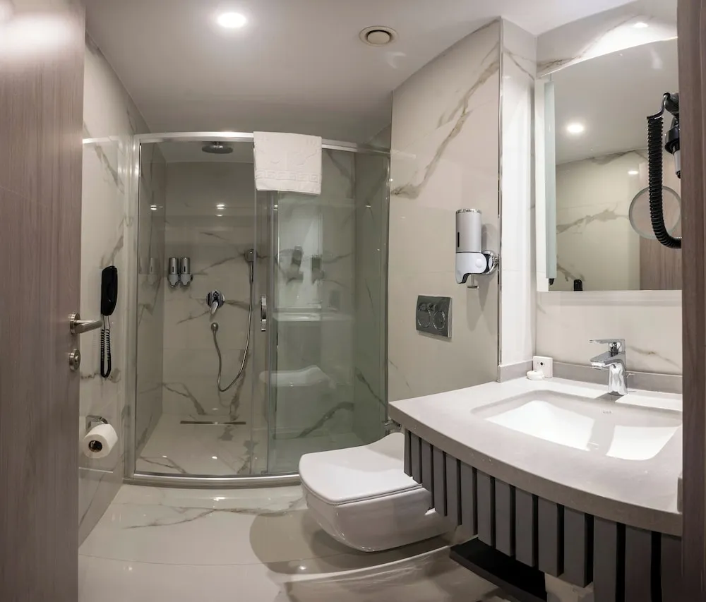 Deluxe Tek Büyük Yataklı Oda, Balkon