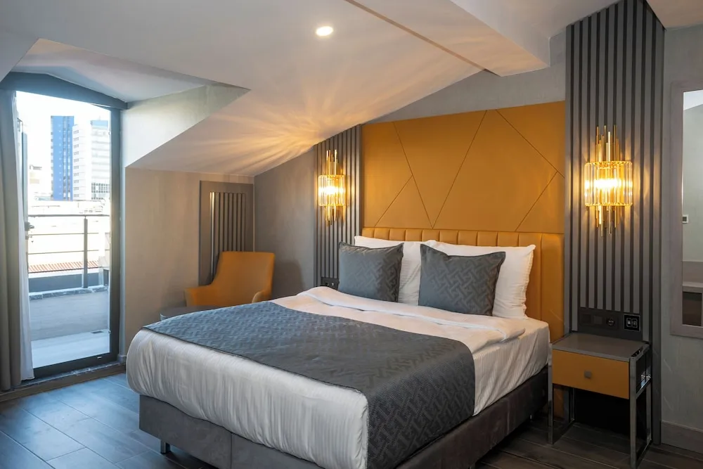 Deluxe Tek Büyük Yataklı Oda, Balkon