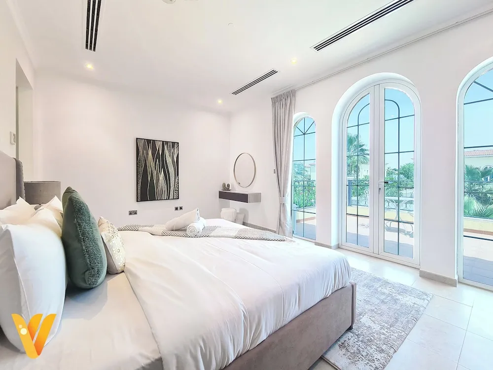 Villa, Balkon, Şehir Manzaralı