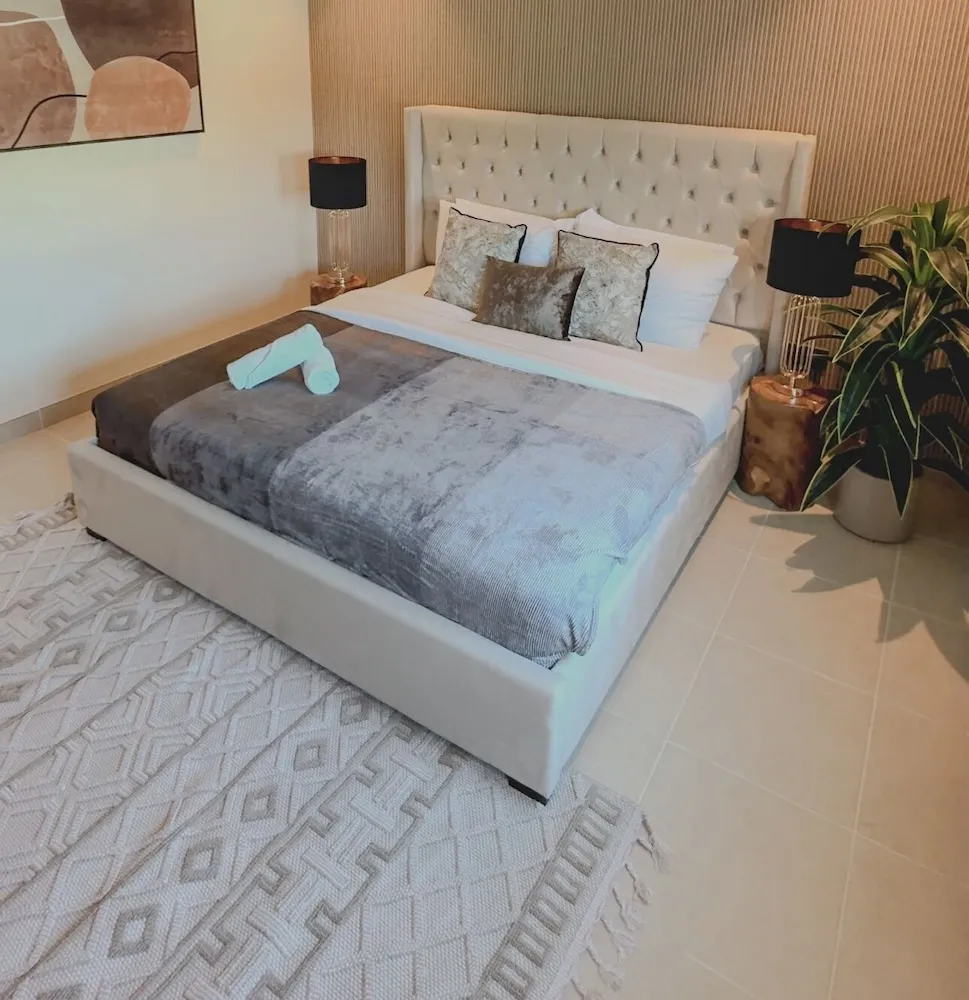 Villa, Balkon, Şehir Manzaralı