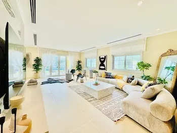 Venduras- Luxe 3BR Villa Jumeirah Park