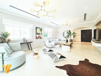 Venduras- Luxe 3BR Villa Jumeirah Park