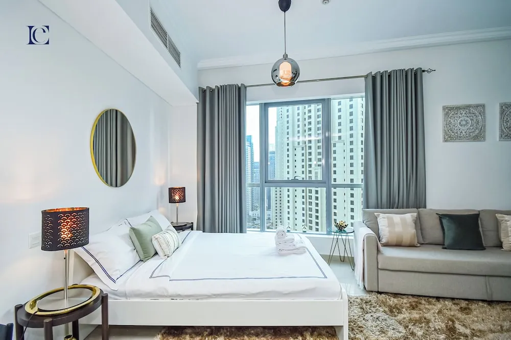 Standard Stüdyo, Marina Manzaralı, Denize Sıfır