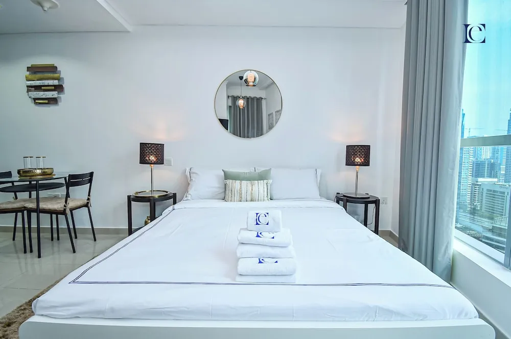 Standard Stüdyo, Marina Manzaralı, Denize Sıfır
