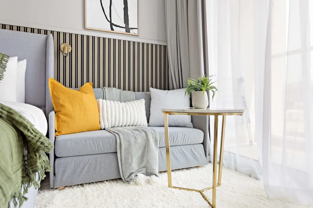 Exclusive Stüdyo, 1 En Büyük (King) Boy Yatak ve Çekyat