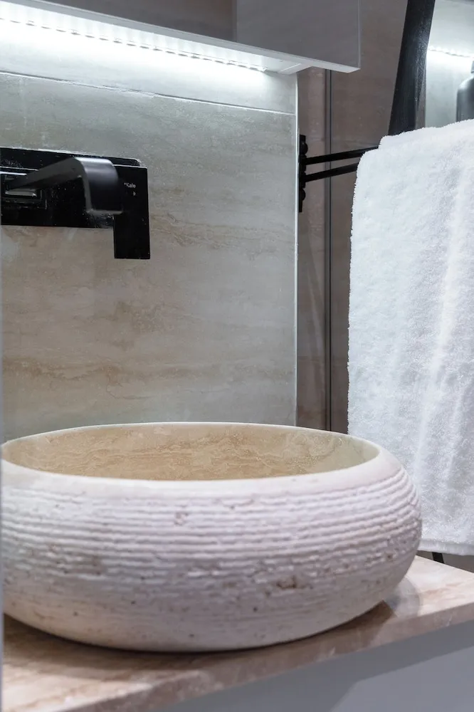 Junior Tek Büyük Yataklı Oda