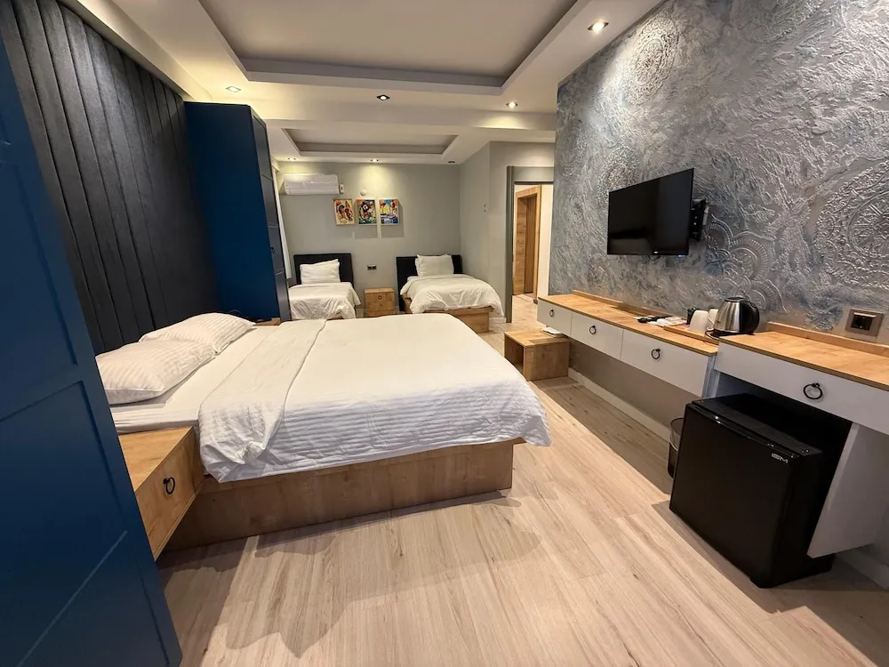 Family Üç Kişilik Oda