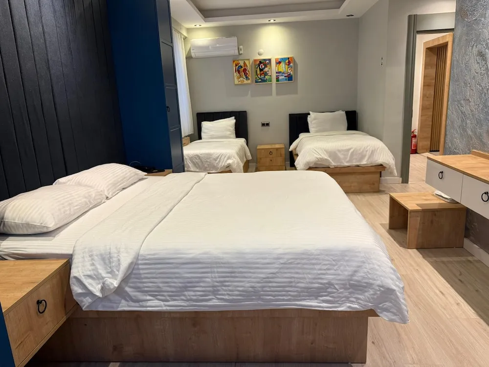 Family Tek Büyük veya İki Ayrı Yataklı Oda, 3 Yatak Odası