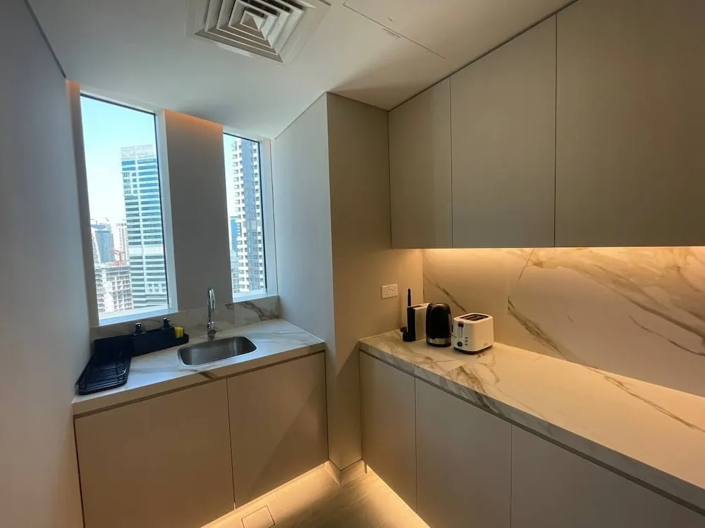 Elite Apart Daire, Marina Manzaralı