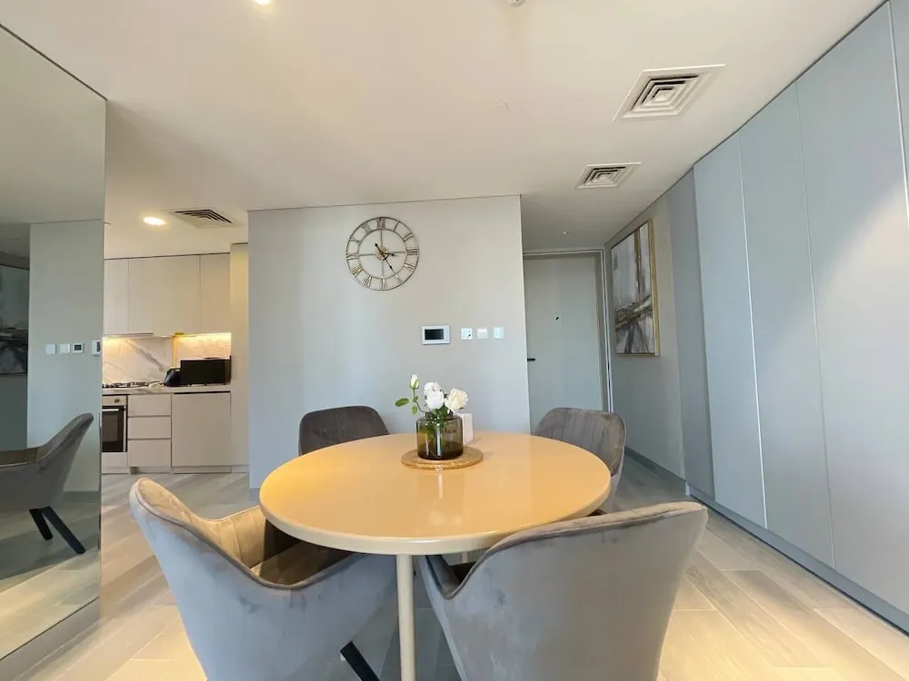 Elite Apart Daire, Marina Manzaralı