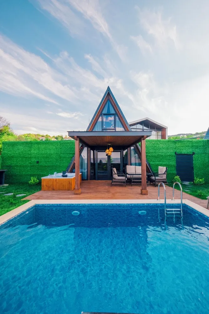 Family Bungalov, 2 Yatak Odası, Veranda, Göl Manzaralı