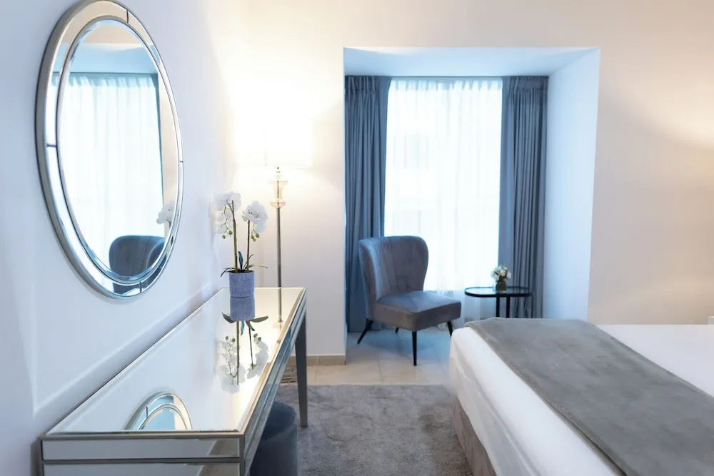 Apart Daire, Balkon, Şehir Manzaralı