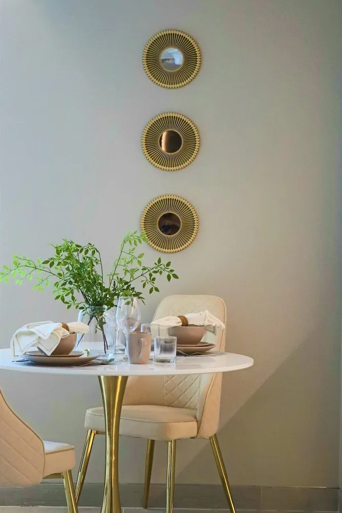 Premier Stüdyo, 1 Büyük (Queen) Boy Yatak, Havuz Kullanımı, Şehir Manzaralı