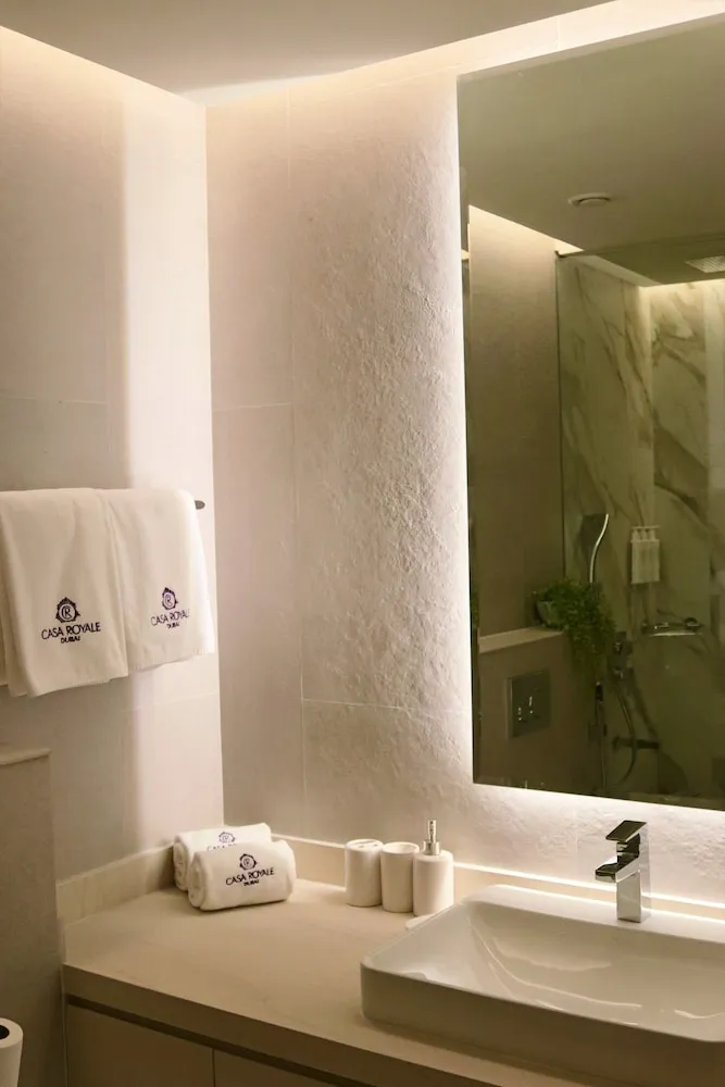 Premier Stüdyo, 1 Büyük (Queen) Boy Yatak, Havuz Kullanımı, Şehir Manzaralı