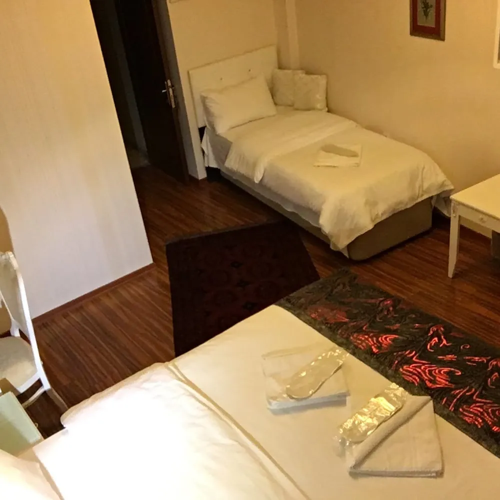 Standard Üç Kişilik Oda