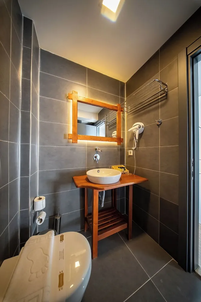 Deluxe Üç Kişilik Oda