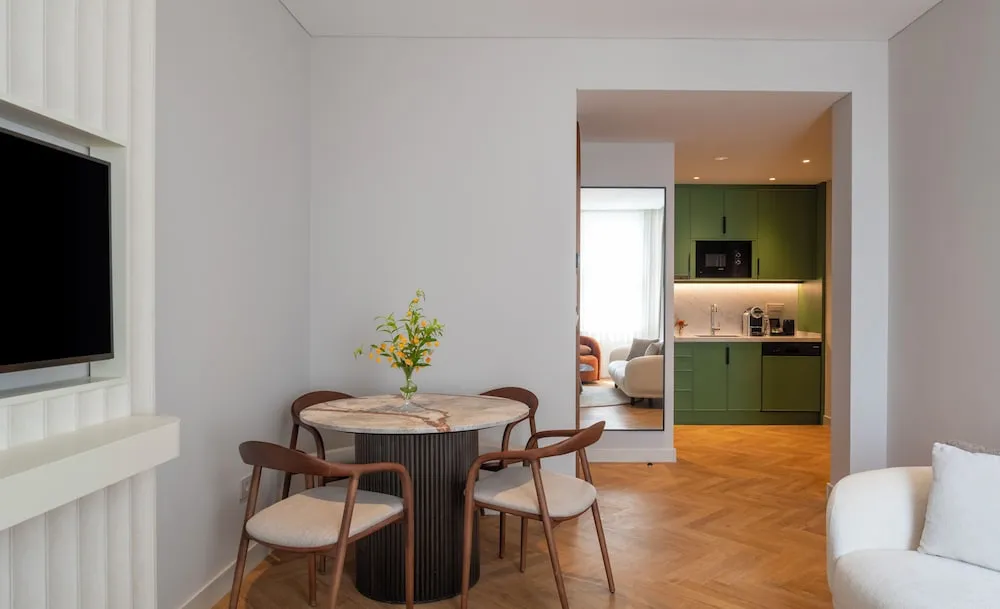 Süit, 2 Yatak Odası (French Balcony)