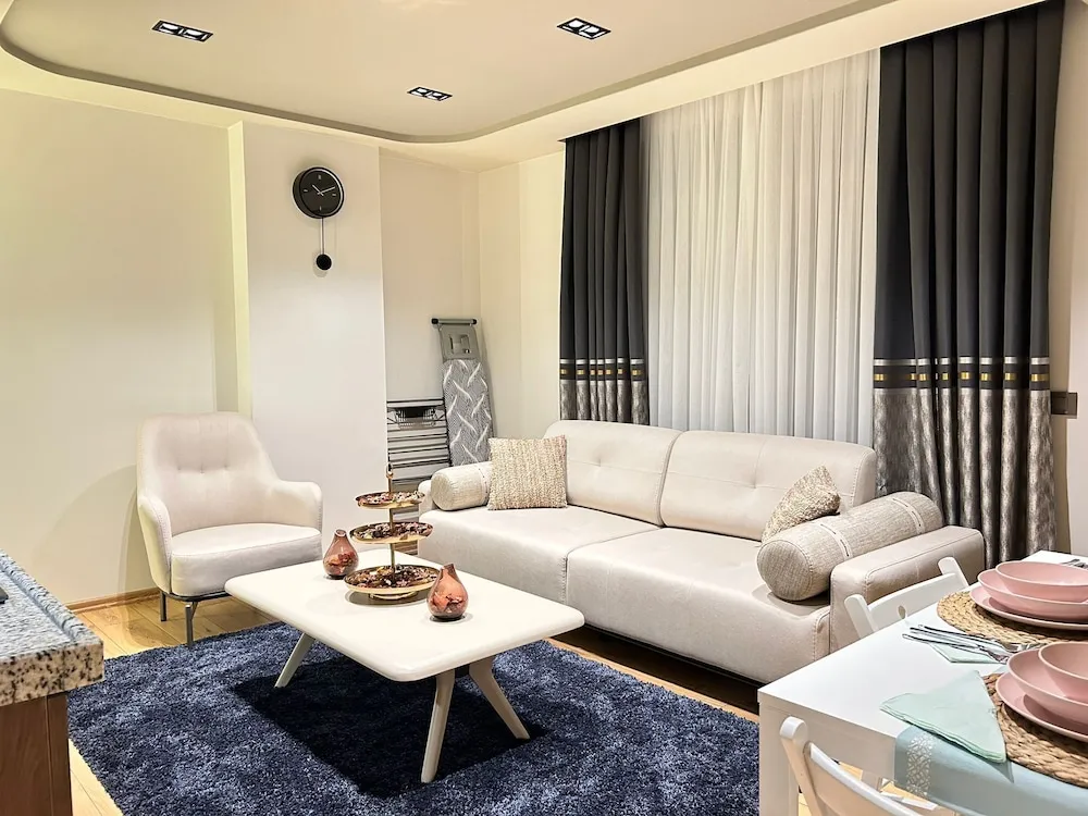 Deluxe Apart Daire, Balkon, Park Manzaralı