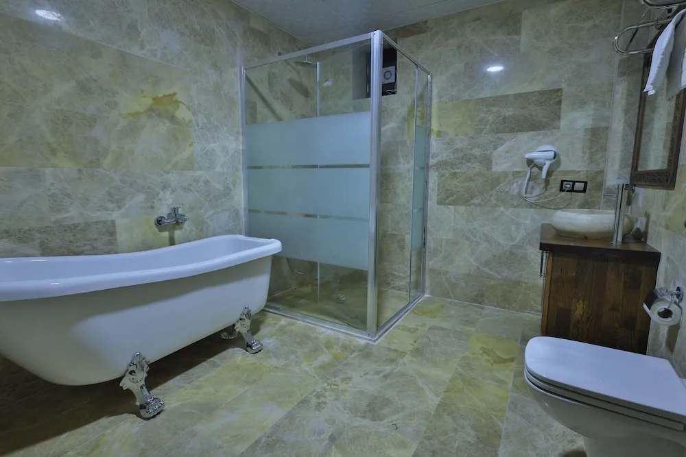 Deluxe Tek Büyük Yataklı Oda, Balkon