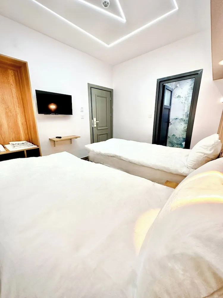 Comfort Tek Büyük Yataklı Oda, Şehir Manzaralı