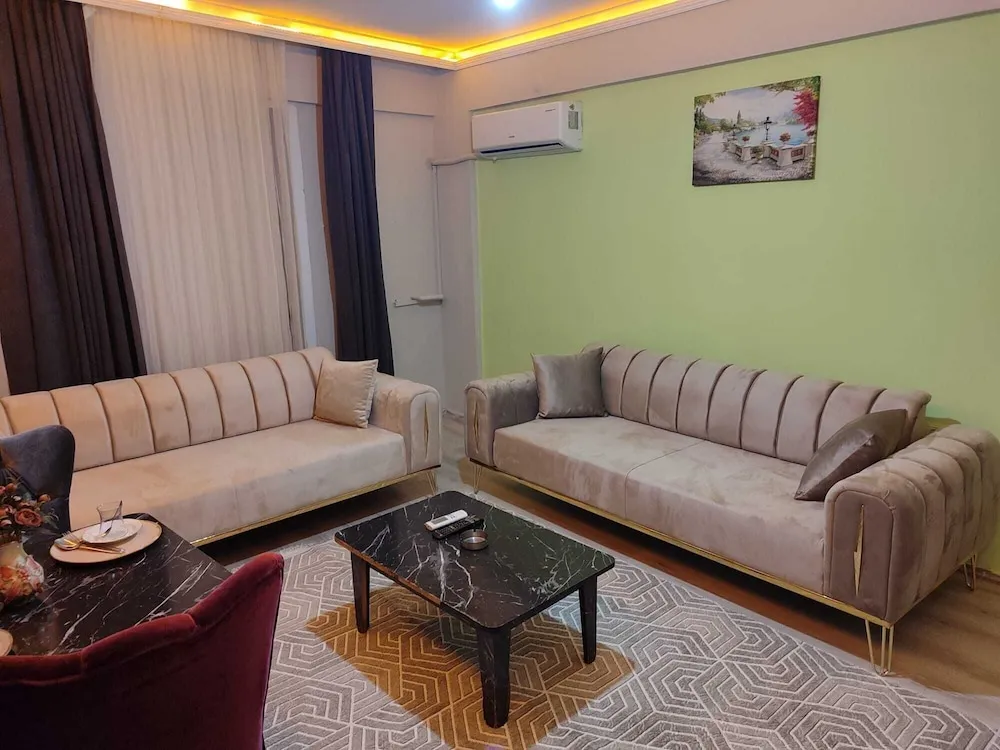 Luxury Apart Daire, Şehir Manzaralı