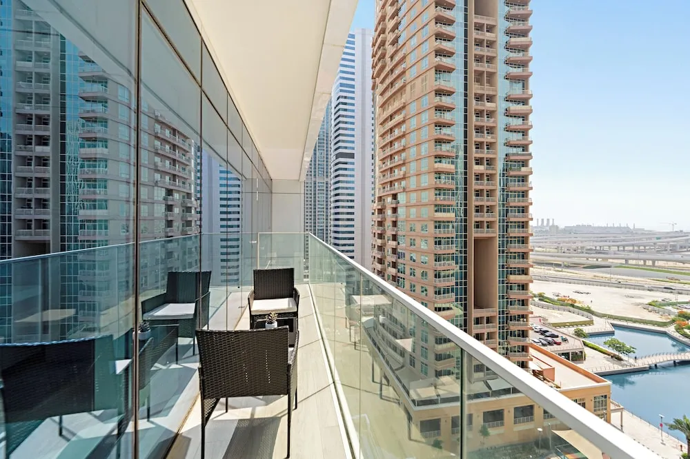 Deluxe Apart Daire, Kanal Manzaralı