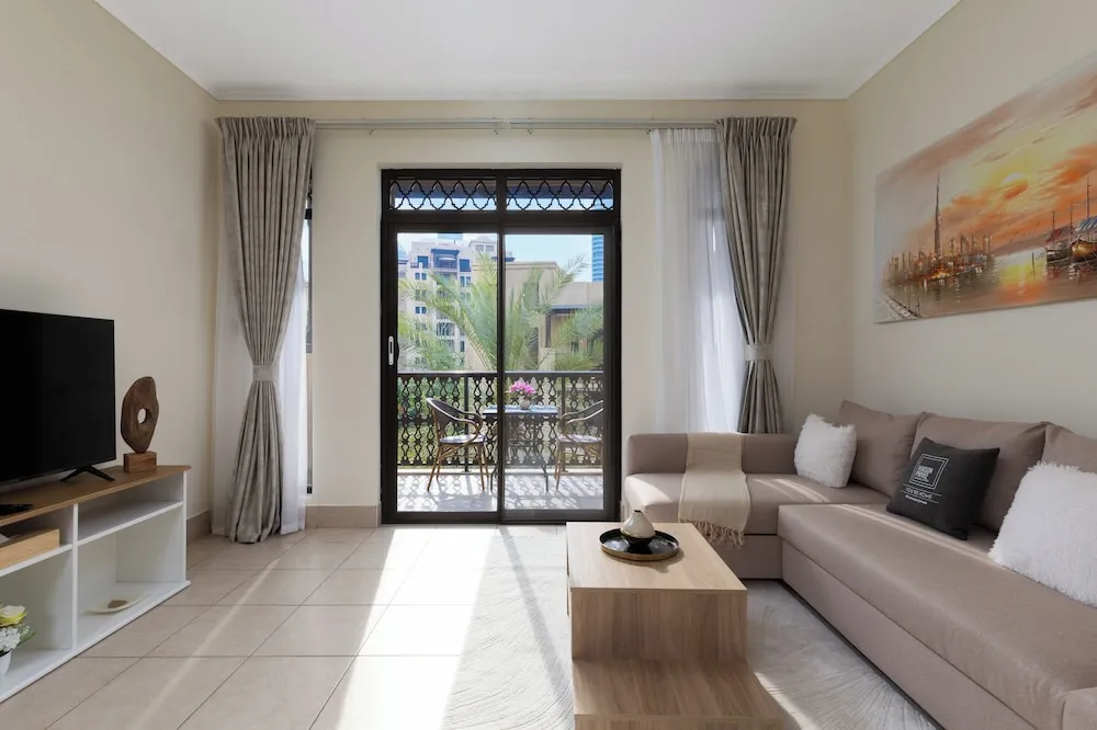 Deluxe Apart Daire, Sigara İçilmez