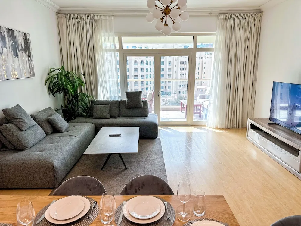 Luxury Apart Daire, Bahçe Manzaralı