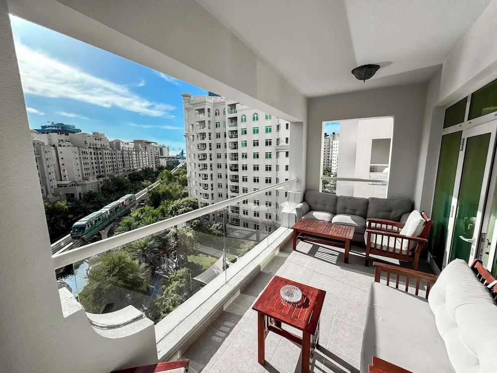 Luxury Apart Daire, Bahçe Manzaralı