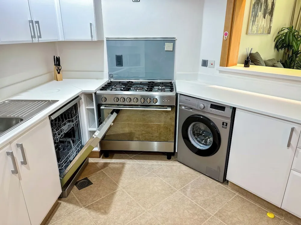 Luxury Apart Daire, Bahçe Manzaralı