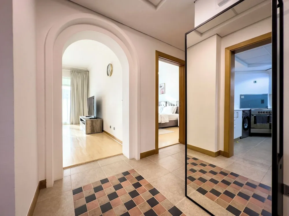 Luxury Apart Daire, Bahçe Manzaralı