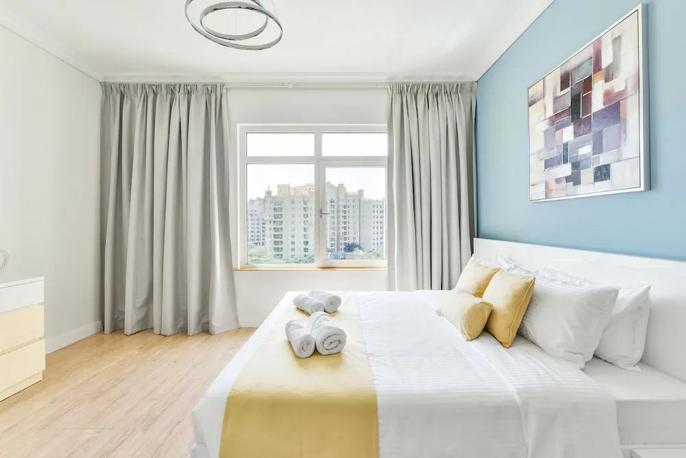 Deluxe 2BR Apartment plus maids