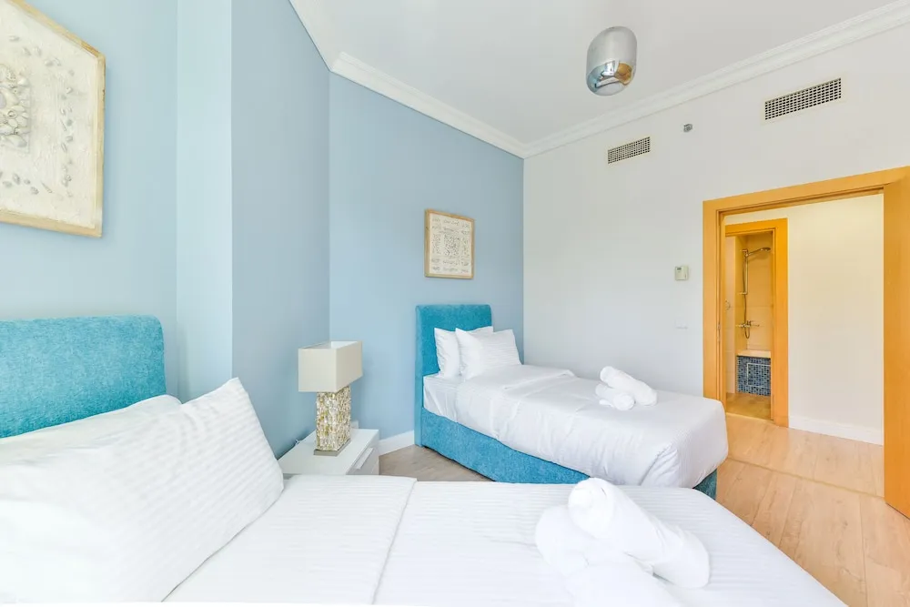 Deluxe 2BR Apartment plus maids