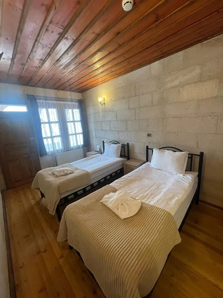 Standard İki Ayrı Yataklı Oda