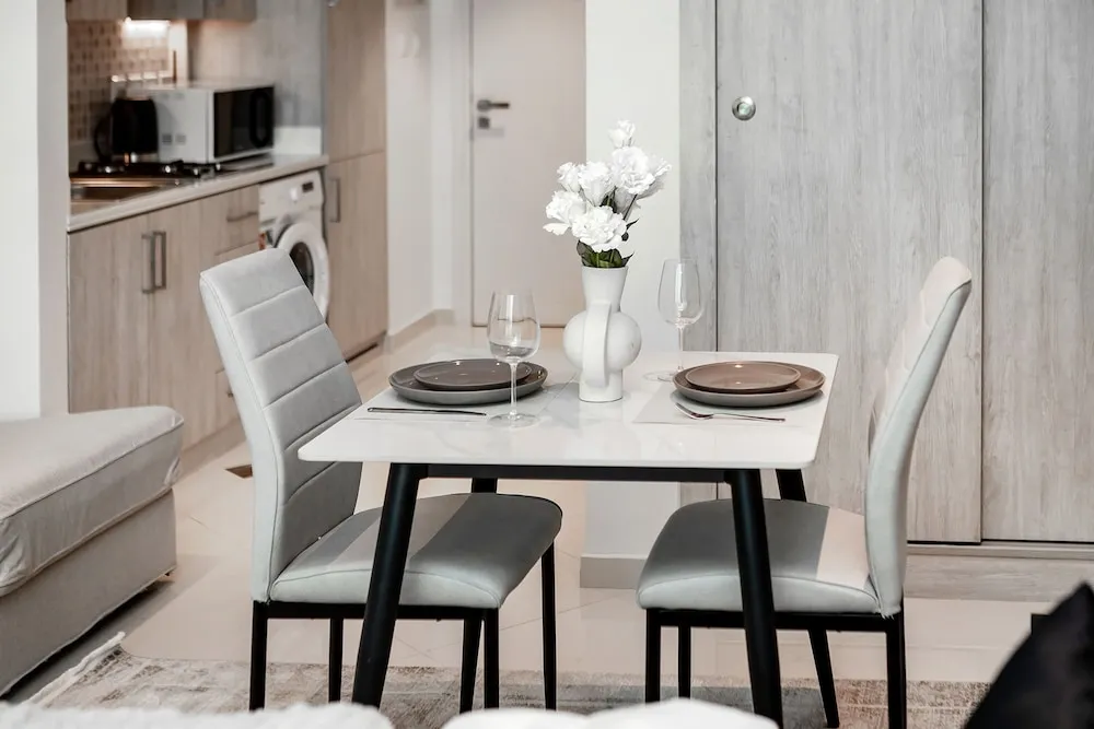Superior Apart Daire, Avlu Manzaralı
