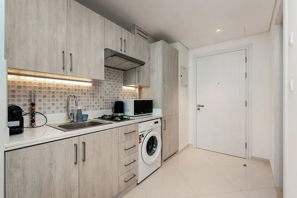 Superior Apart Daire, Avlu Manzaralı