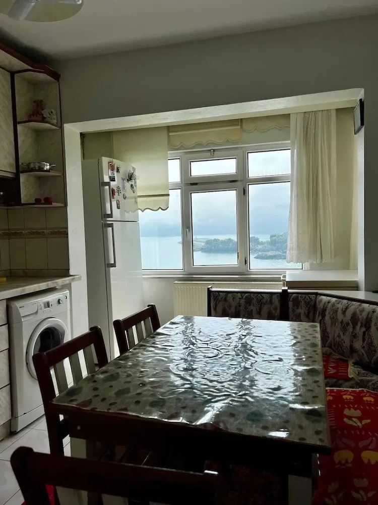 Comfort Apart Daire, Balkon, Deniz Manzaralı