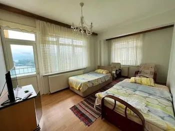 Marin Denizer Tatil Evi