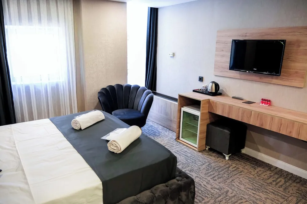 Deluxe Büyük Yataklı Tek Kişilik Oda, Şehir Manzaralı