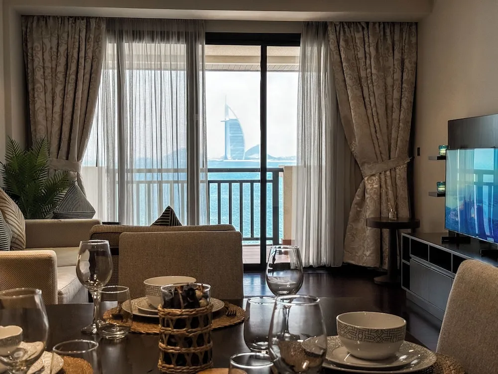 Elite Apart Daire, 1 Yatak Odası, Deniz Manzaralı, Denize Sıfır