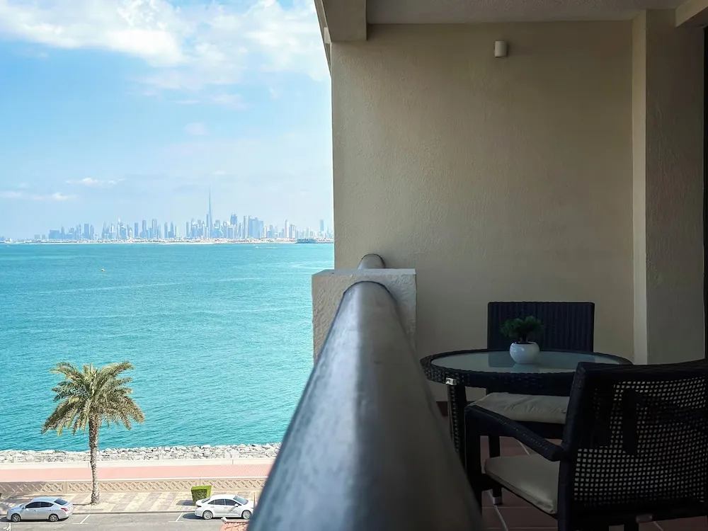 Luxury Apart Daire, Deniz Manzaralı, Denize Sıfır