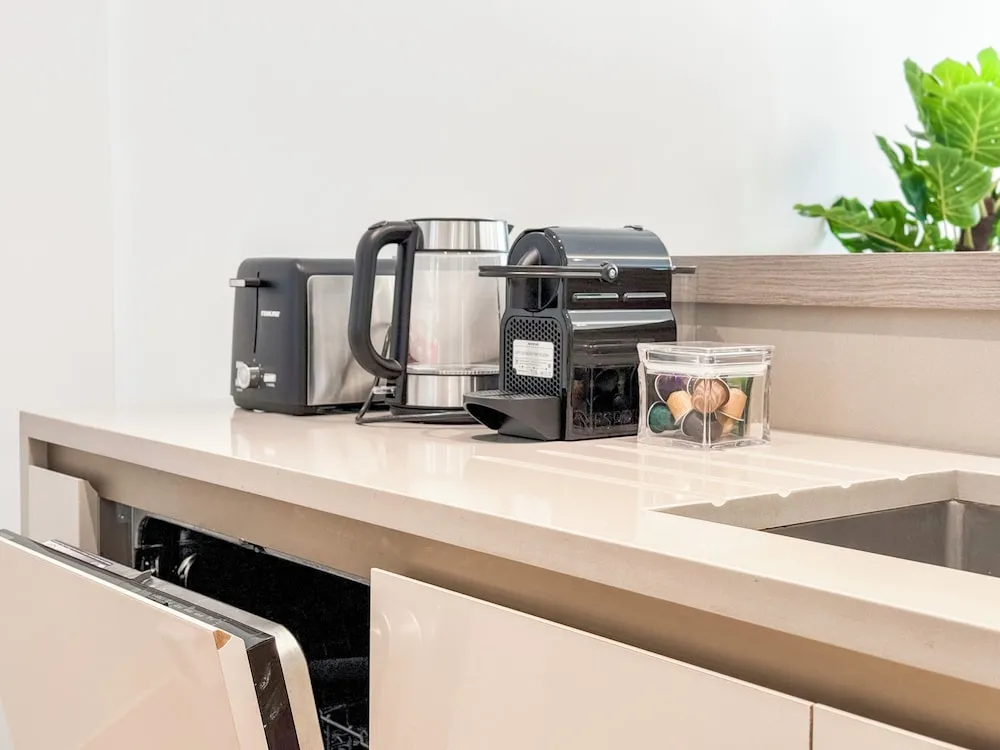Luxury Apart Daire, Deniz Manzaralı, Denize Sıfır