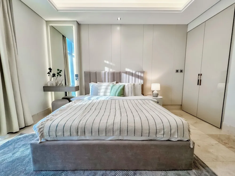 Luxury Apart Daire, Deniz Manzaralı, Denize Sıfır