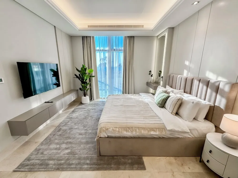 Luxury Apart Daire, Deniz Manzaralı, Denize Sıfır
