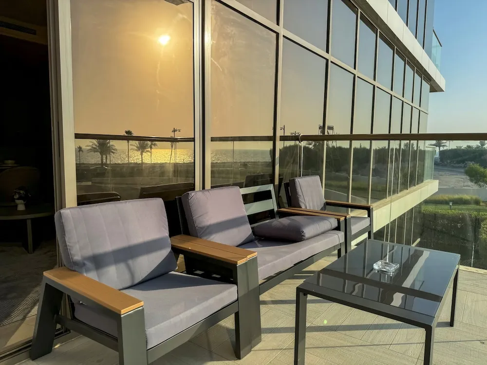 Luxury Apart Daire, Deniz Manzaralı, Denize Sıfır