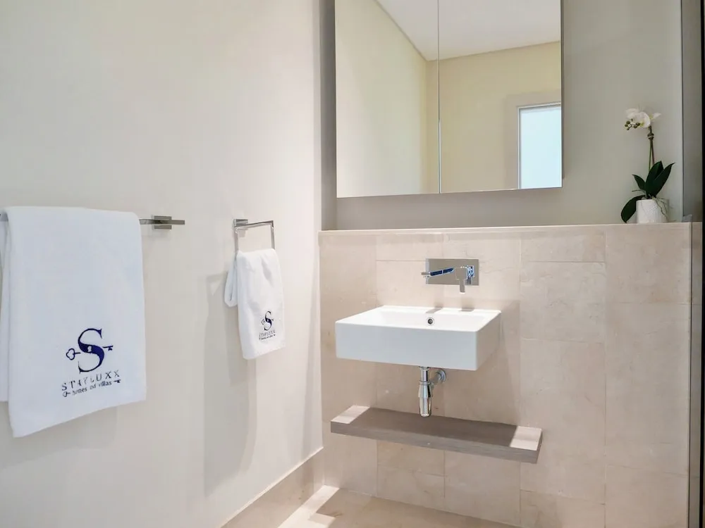 Luxury Apart Daire, Bahçe Manzaralı, Denize Sıfır
