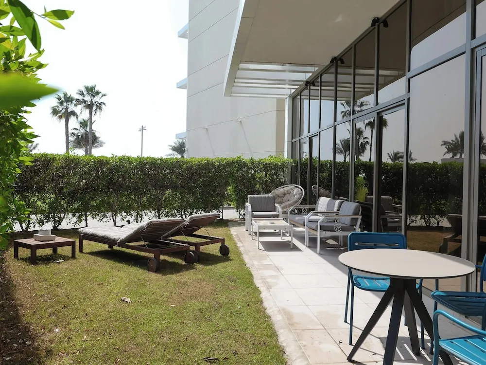 Luxury Apart Daire, Bahçe Manzaralı, Denize Sıfır
