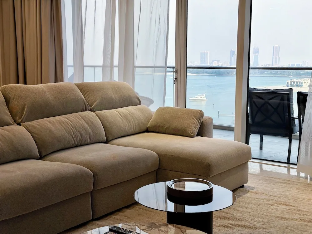 Luxury Apart Daire, Deniz Manzaralı, Denize Sıfır