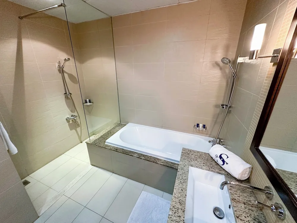 Luxury Apart Daire, Deniz Manzaralı, Denize Sıfır