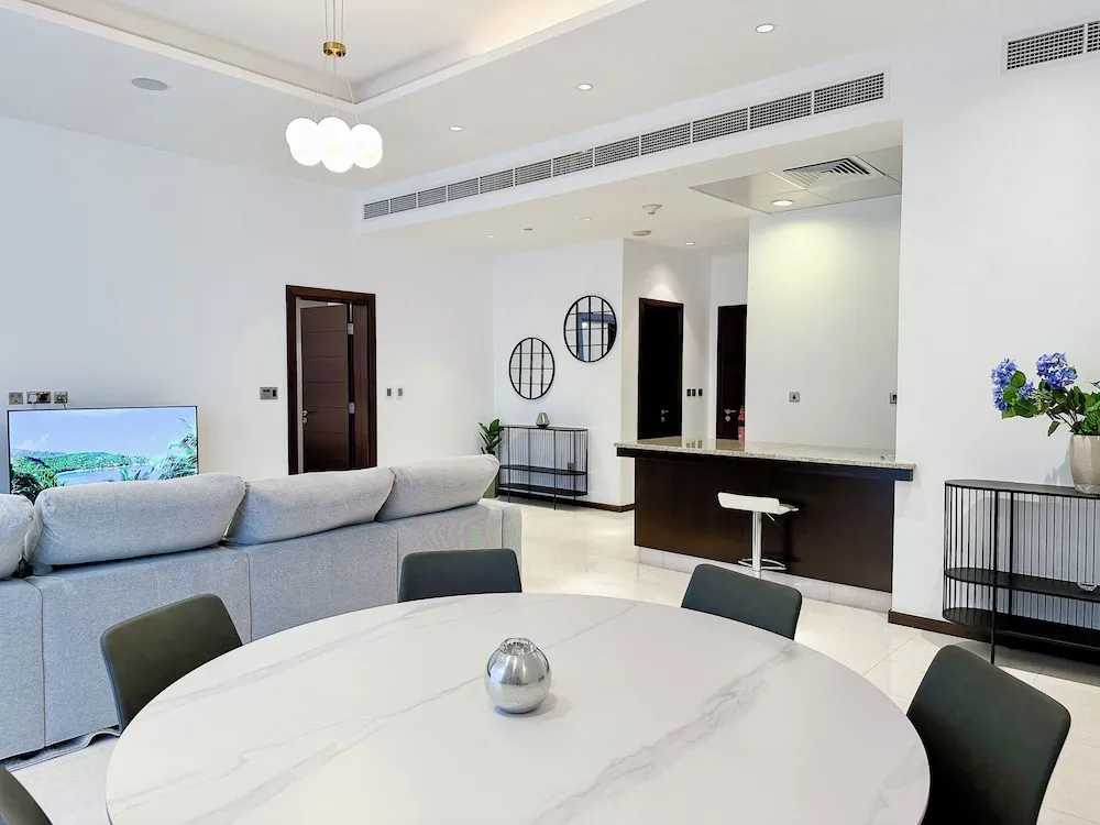 Luxury Apart Daire, Deniz Manzaralı, Denize Sıfır